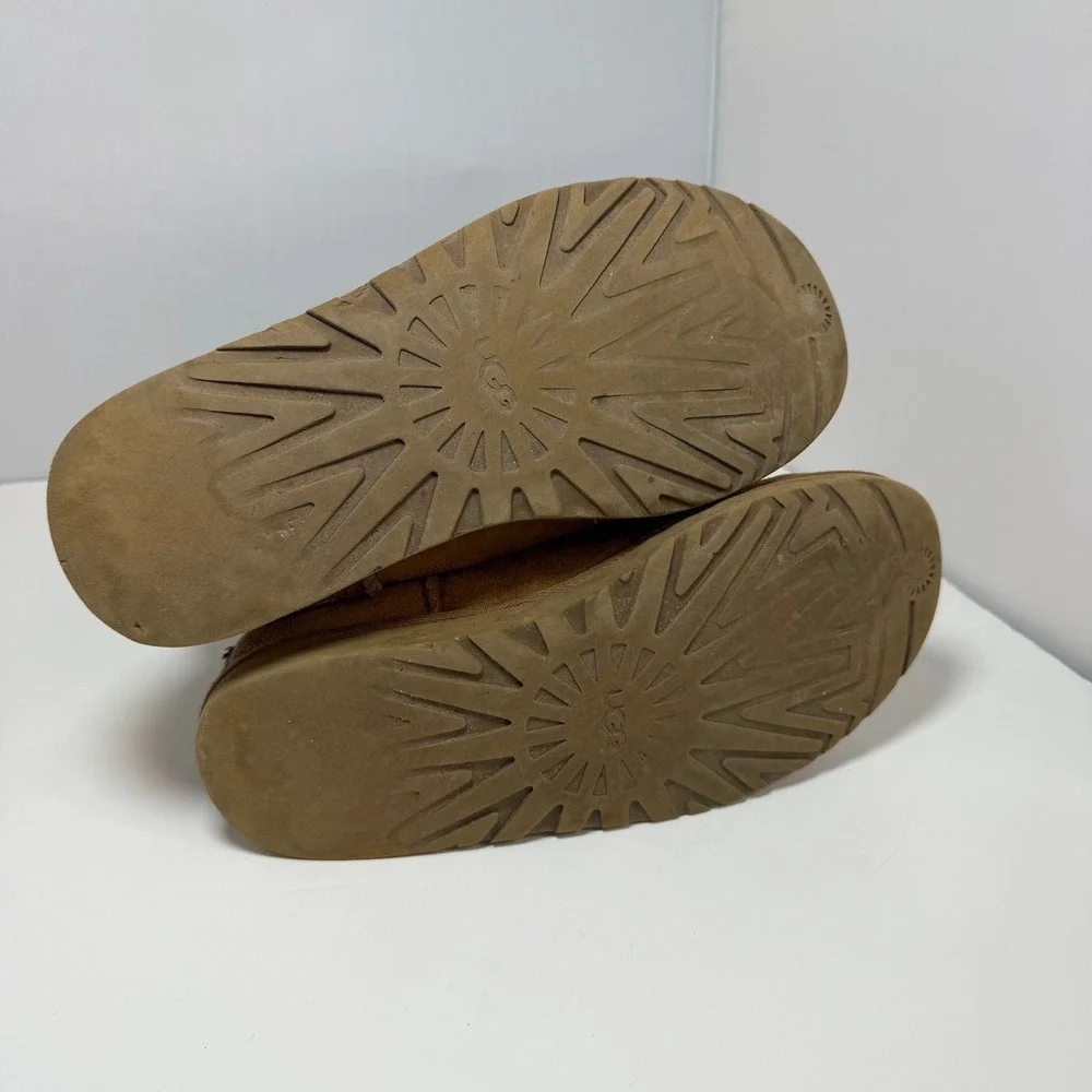 UGG Australia Classic Short Boots 5825 Chestnut Suede Shearling Winter Cozy Sz 7